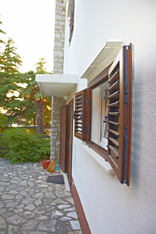 Holiday Home Luznar Klenovica Eksteriør billede