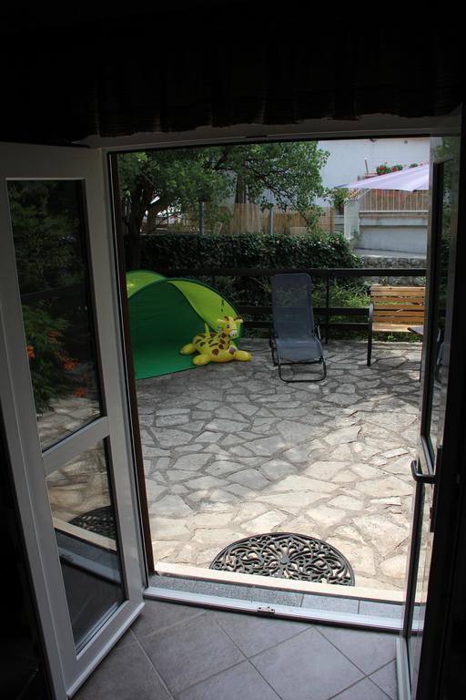 Holiday Home Luznar Klenovica Eksteriør billede