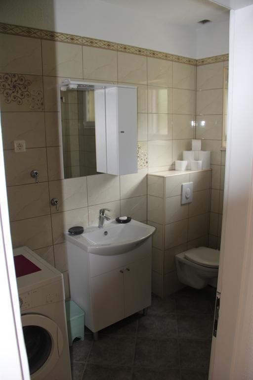 Holiday Home Luznar Klenovica Eksteriør billede