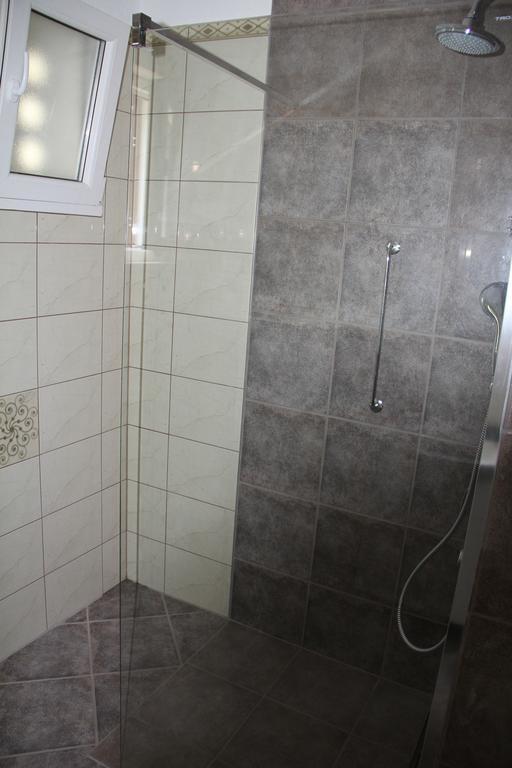 Holiday Home Luznar Klenovica Eksteriør billede